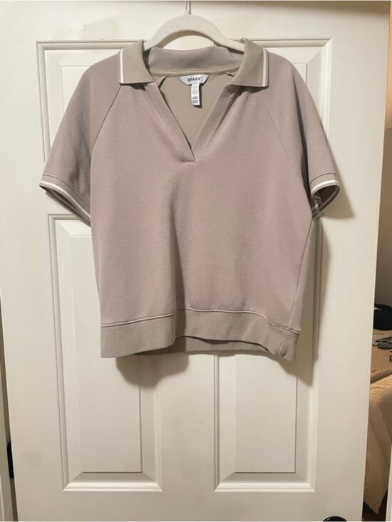Tops - top size large